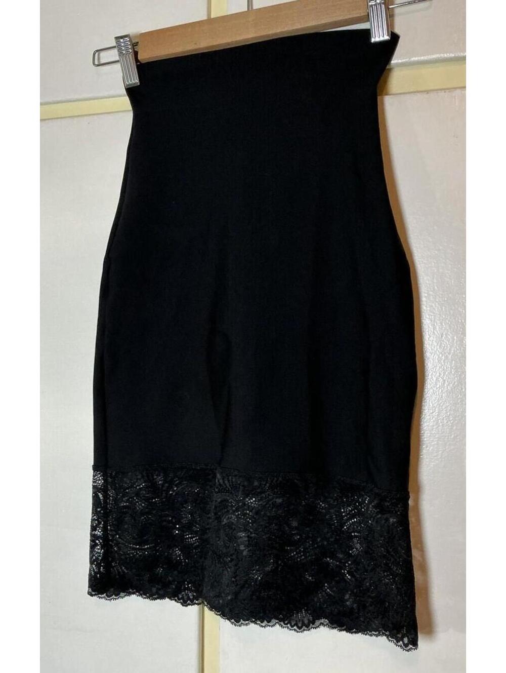 Commando Control Shapewear Skirt Women's Size Small Black Lace